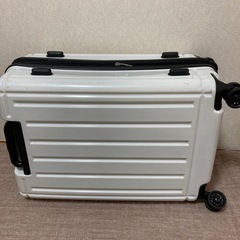 outdoor 大型キャリーケースの画像