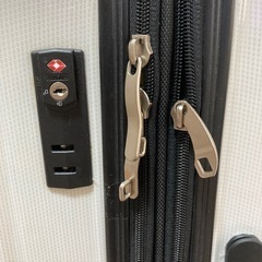 outdoor 大型キャリーケースの画像