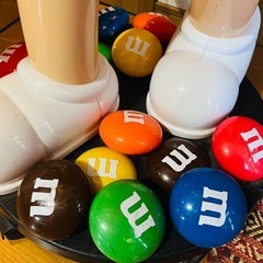 プラスチックの可愛いm&mの画像
