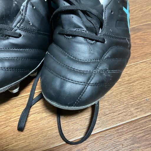 サッカースパイク28cm