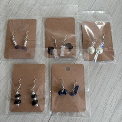 ピアス　５個　　の画像