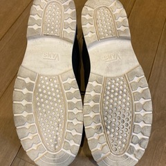 バンズ　靴の画像