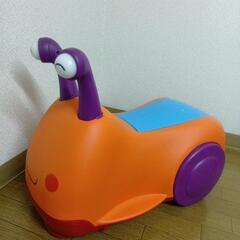 乗って遊べるコロコロ虫さん