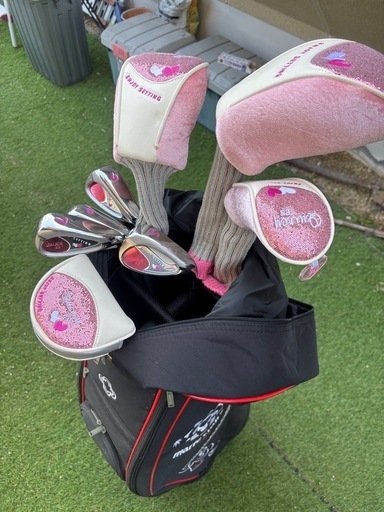 マリクレールレディースゴルフクラブセット8本　バッグ付