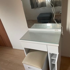 化粧台、ドレッサー