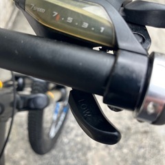 26インチ7段ギア‼️QUARTZカスタム車MTBマウンテンバイク街乗り通勤車通学車🍉プロフ必読の画像