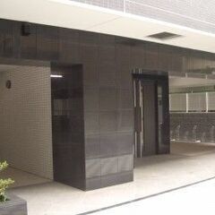 【阪東橋駅】【月約2万円】【週4日×朝1時間】マンション清掃/未経験者可～日払い可の画像