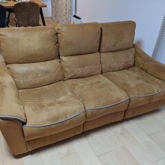 関家具 バッジオ 電動ソファの画像
