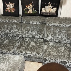 ソファセット5脚➕楕円テーブルの画像