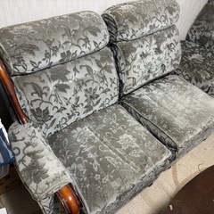 ソファセット5脚➕楕円テーブルの画像