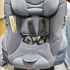 アプリカのチャイルドシート