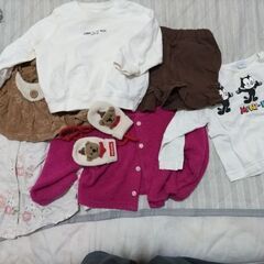 子供服と靴下