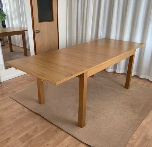 IKEA イケア　BJURSTA　伸長式テーブル　エクステンションテーブル　伸縮式テーブル　ダイニングテーブル