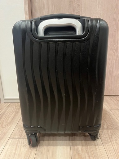 スーツケース　黒　FREQUENTER 機内持ち込み可