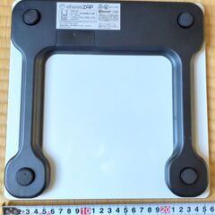美品 ほぼ未使用 スマート体重計/体組成計 (BMI, 体脂肪計など) Bluetooth対応の画像