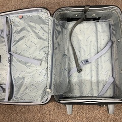 スーツケースの画像