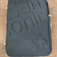 スーツケース
