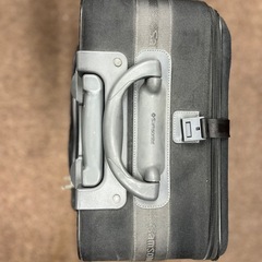 スーツケースの画像