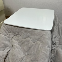 一人暮らし向け　こたつ機能付きテーブルの画像