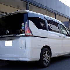 即乗りＯＫ 4WD 29年式 セレナハイブリッド エマージェンシーブレーキ ナビ DVD再生機能 フリップダウンモニター アラウンドビューモニター 両側パワスラ インテリキー ETC スタッドレスタイヤサービスの画像