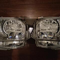 200系ハイエースLEDヘッドライト 左右　美品