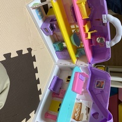 家のおもちゃの画像