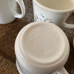 お値段交渉可🉑ゴーイング花柄マグカップ ４つセットの画像