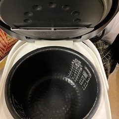 HITACHI 炊飯器の画像