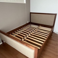 ダブルベッド