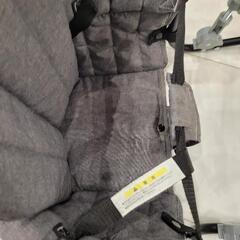 背もたれ付きテーブルチェア（クールグレイ）

の画像