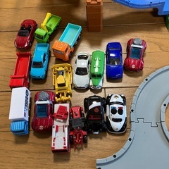 トミカ3wayジャンプどうろセット、 はじめてのトミカタウンセット 、ミニカーの画像