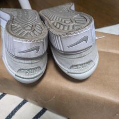 NIKE　スニーカー　24.5の画像