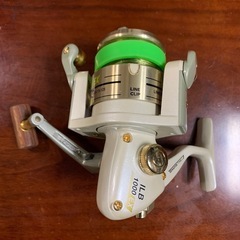 スピニングリール(2）