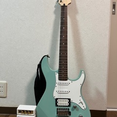 エレキギター　YAMAHA PACIFICA PAC112V
