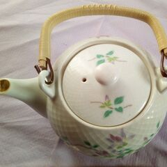 急須B  花柄  ティーポット teapot 中古の画像