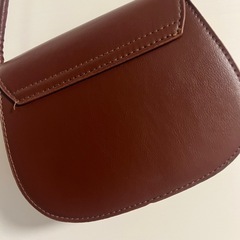ショルダーバッグの画像