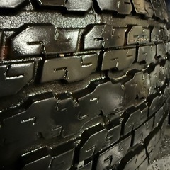 タイヤホイール付き　
255/70R18の画像