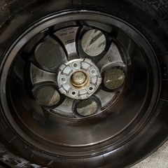 タイヤホイール付き　
255/70R18の画像