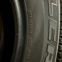 タイヤ　255/70R18の画像