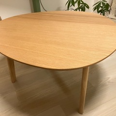 折りたたみ　ローテーブル　丸型　楕円形　おにぎりみたいな形の画像