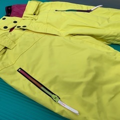 arg 高機能 スノーボード パンツ 高反発ヒップガード内蔵 ベンチレーション yellow/pink Sの画像