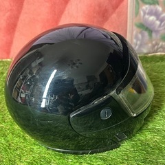 プライスダウン！！ SHOEIヘルメット！サイズ不明！の画像
