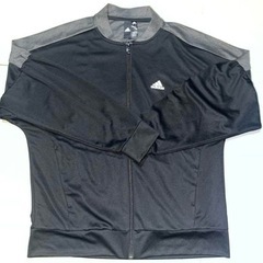 adidasの画像