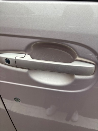 車のパーツ NBOX