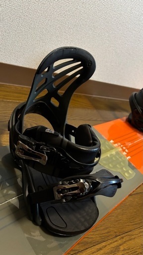 スノーボードセット149cm 板FLOW バインFlux