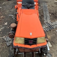 KUBOTA乗用トラクター  型式  B-10  4WD　中古農機の画像