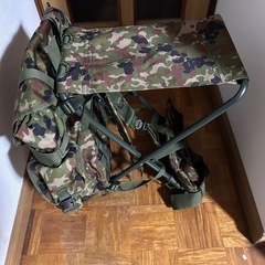 購入者決まりました！早い者勝ち！陸上自衛隊　迷彩2型椅子付きリュ...