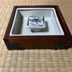 陶器の灰皿【木材のカバーセット】