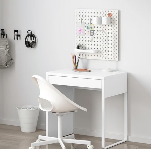 IKEA ミッケデスクと椅子