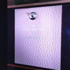 ルイヴィトン＊春限定販売品ベージュ長財布の画像